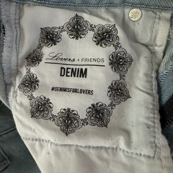 Lovers+Friends Dylan Slouchy boyfriend shorts in light blue 24 - Picture 8 of 13